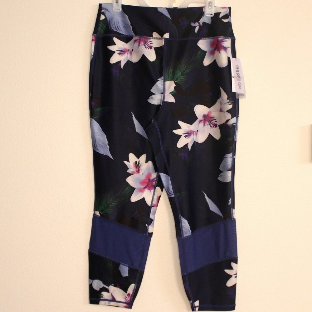 Nine West Active Blue Floral Leggings Size 1X
